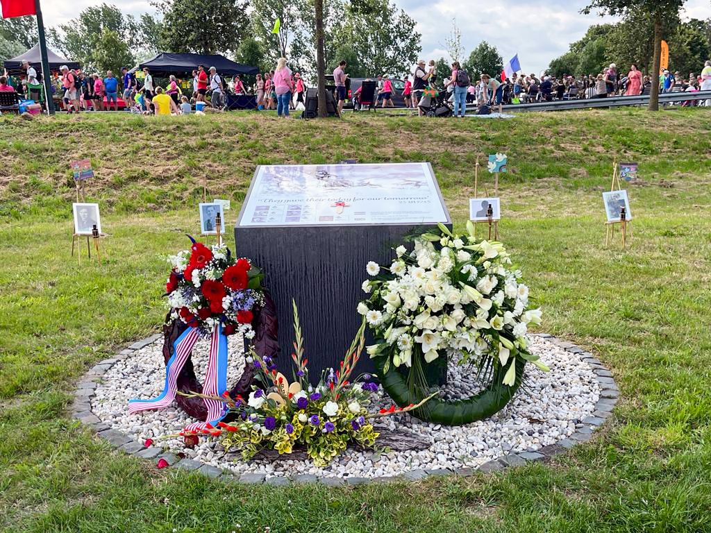 Photo of the memorial for crew of Lancaster SR-J
